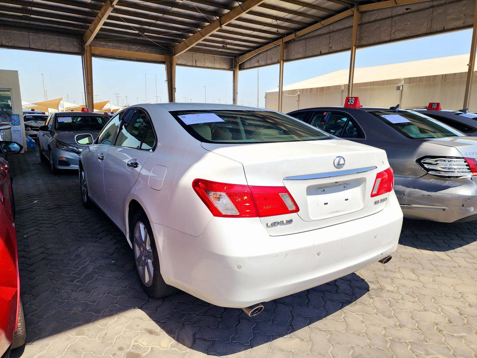 2009 LEXUS ES 350 — 213629 Miles — Lot 293163 — Souq - Marhaba Auctions Used Cars - Image 5