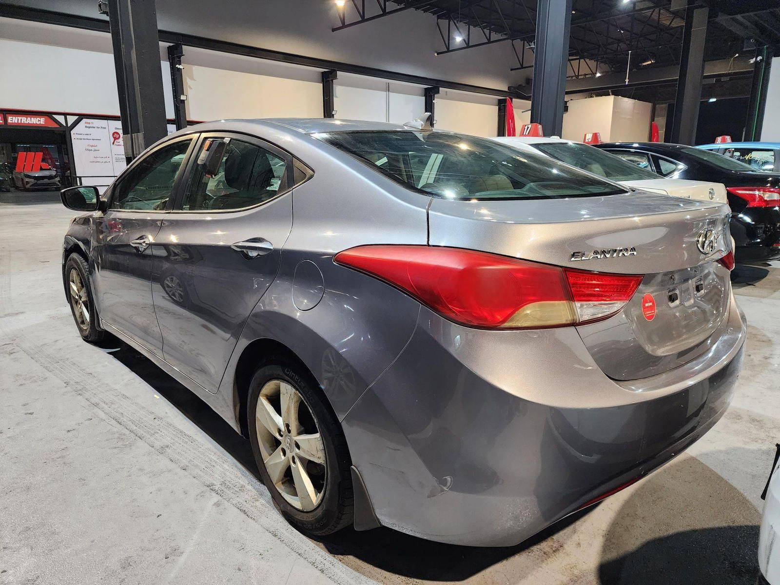 2013 HYUNDAI ELANTRA — 209581 Miles — Lot 39296434 — Al Quoz - Marhaba Auctions Used Cars - Image 4