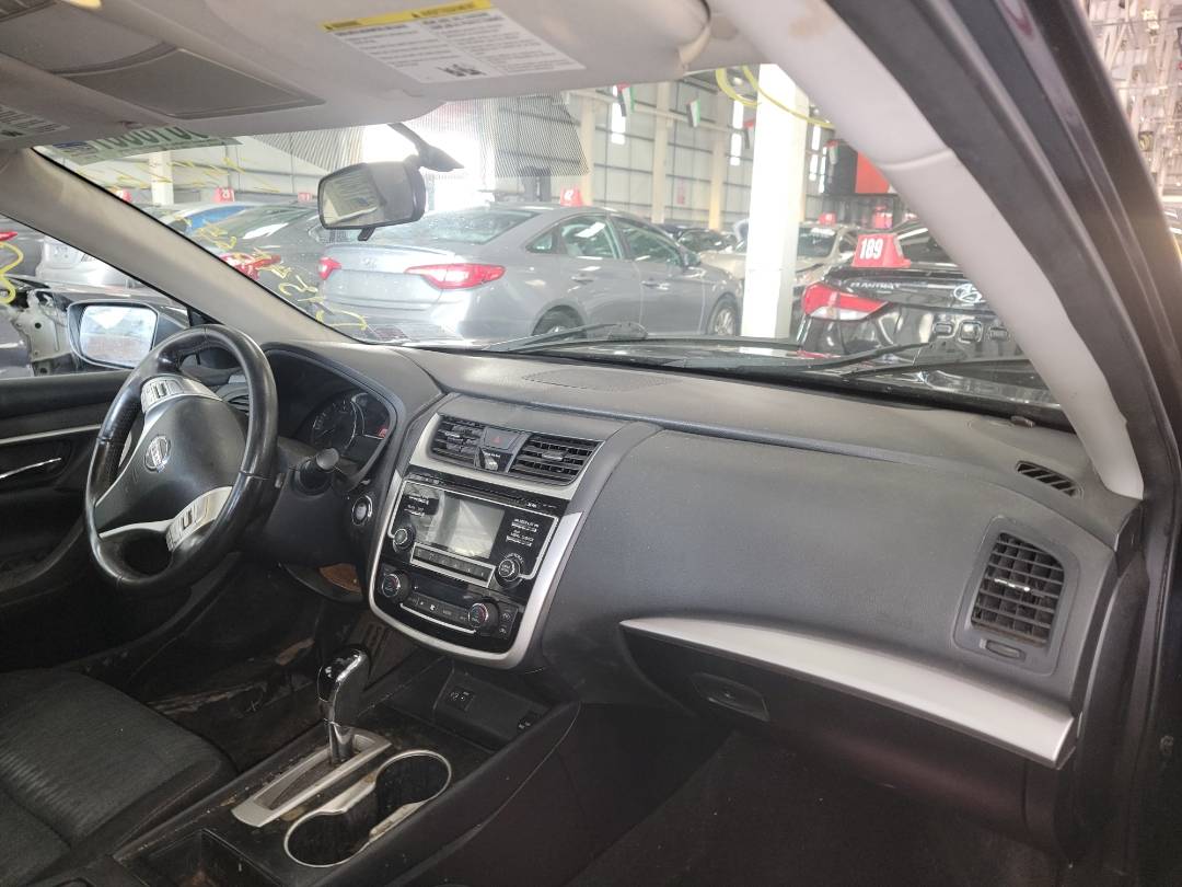 2018 NISSAN ALTIMA — 154565 Miles — Lot 80106373 - Marhaba Auctions Used Cars - Image 5