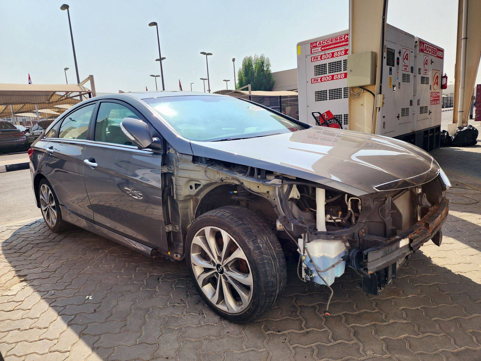 2014 HYUNDAI SONATA — 136252 Miles — Lot 2EH852767 — Souq - Marhaba Auctions Used Cars - Image 4