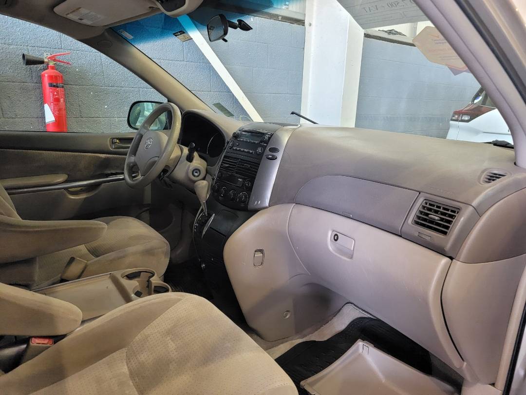 2007 TOYOTA SIENNA — 200756 Miles — Lot 79688214 — Main - Marhaba Auctions Used Cars - Image 8