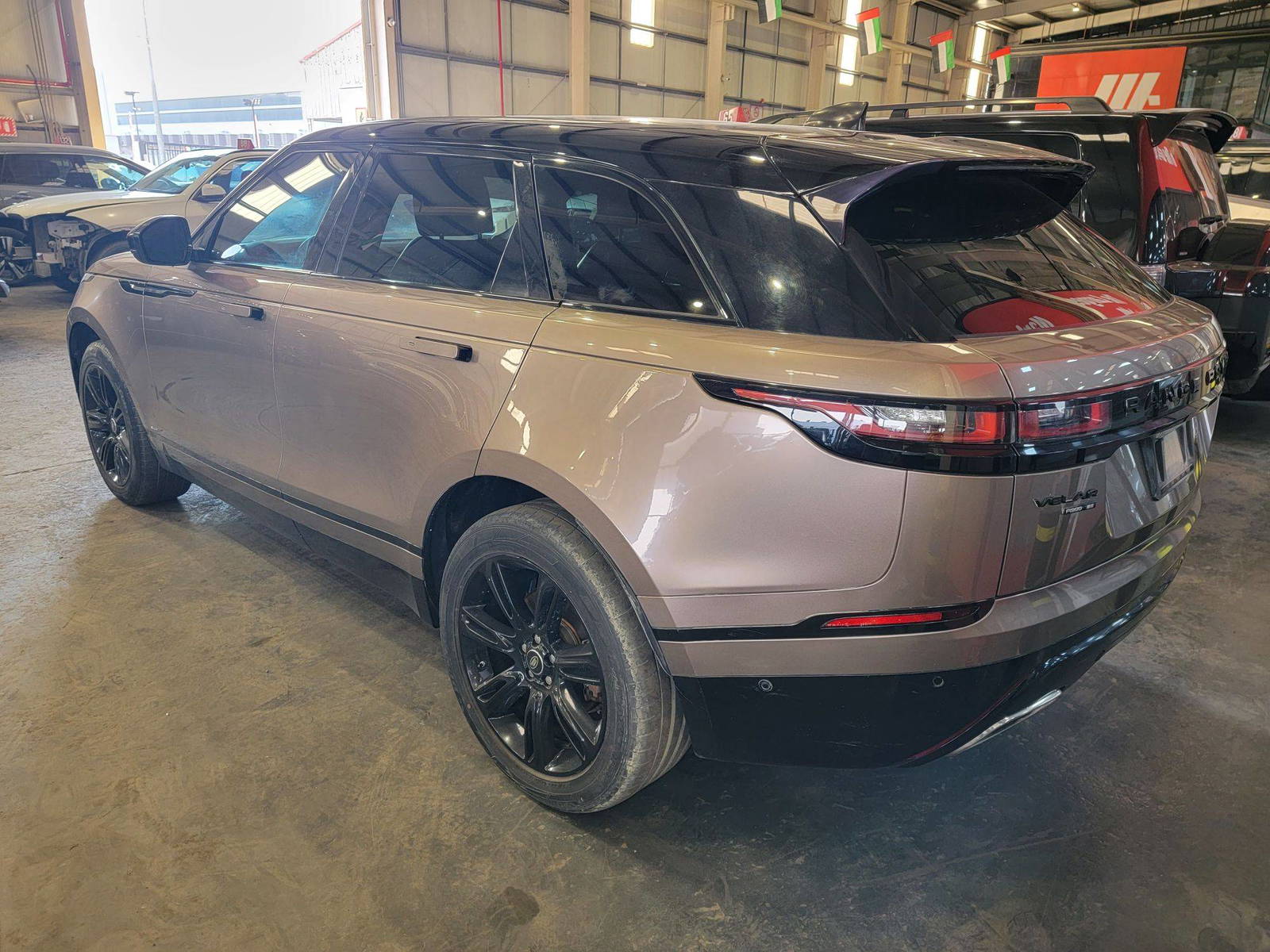 2019 LAND ROVER RANGE ROVER VELAR R-DYNAMIC S — 96496 KM — Lot 227011 — Main - Marhaba Auctions Used Cars - Image 6