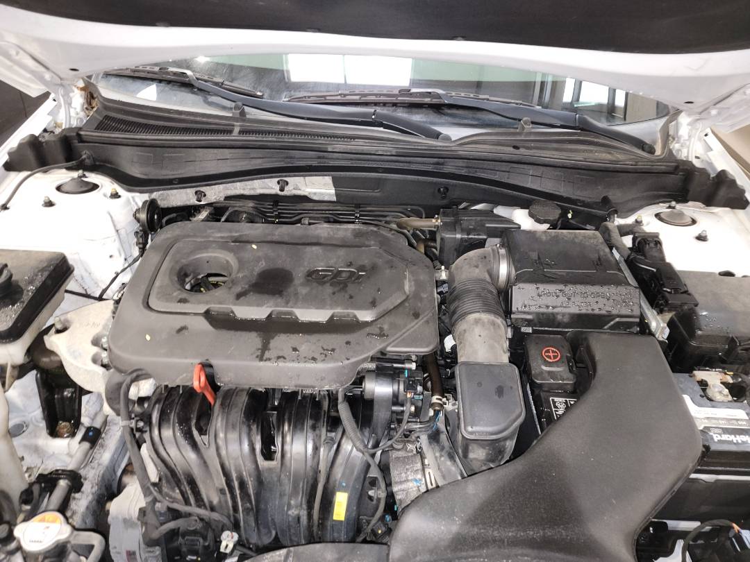 2018 KIA OPTIMA — 105353 Miles — Lot 69940143 - Marhaba Auctions Used Cars - Image 9