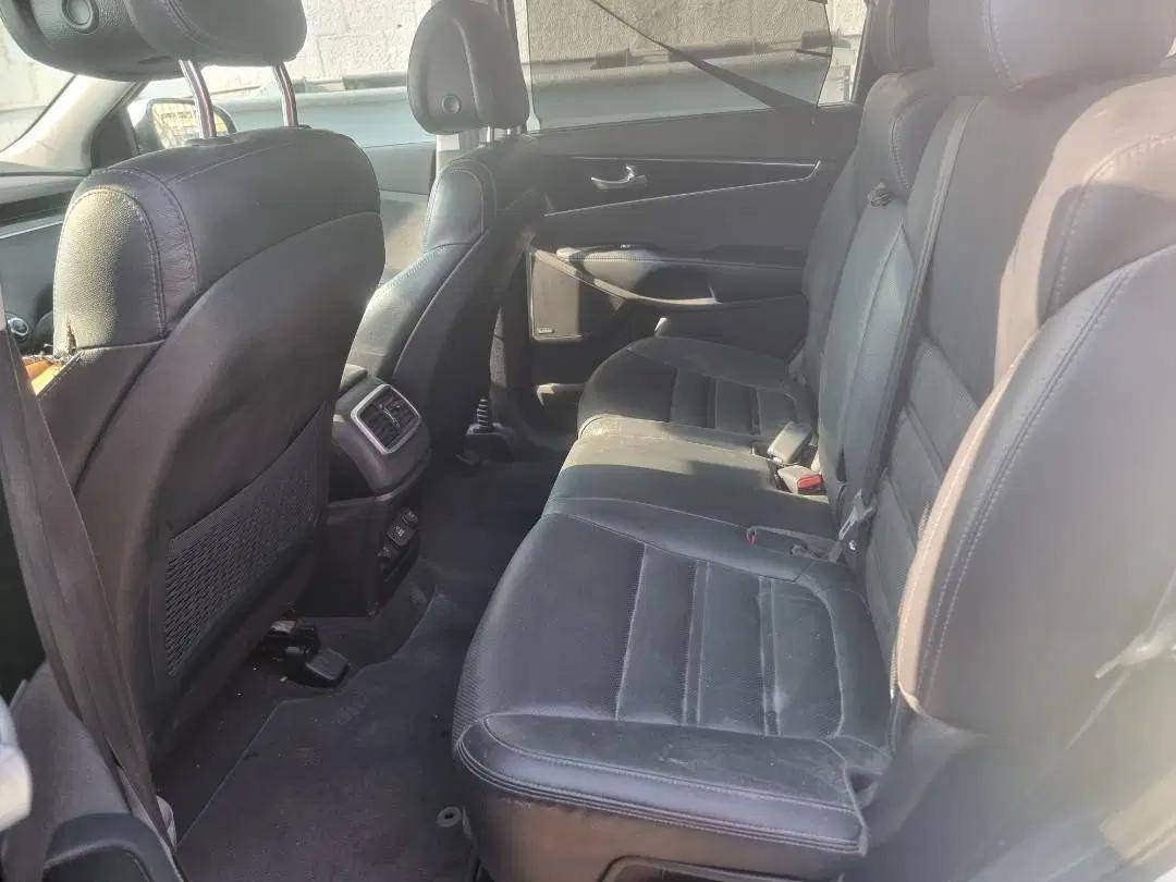 2016 KIA SORENTO — 149817 Miles — Lot 128946 — Ind. 12 - Marhaba Auctions Used Cars - Image 5