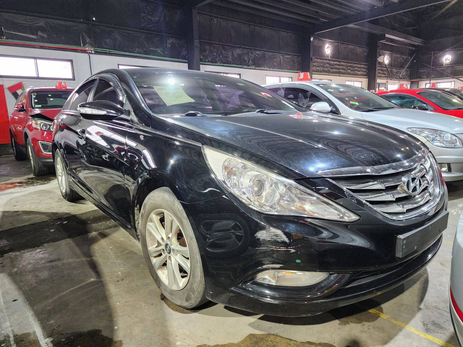 2011 HYUNDAI SONATA — 213355 KM — Lot 303520 — Al Quoz - Marhaba Auctions Used Cars - Image 6