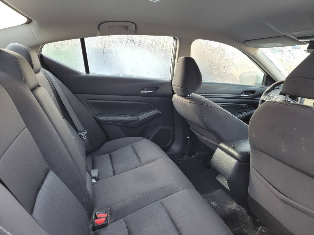 2019 NISSAN ALTIMA — 89316 Miles — Lot 76997813 - Marhaba Auctions Used Cars - Image 5