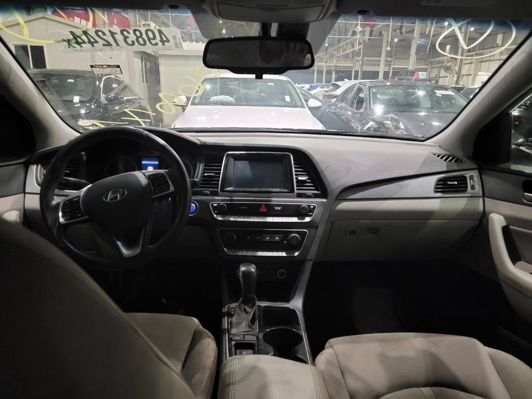 2018 HYUNDAI SONATA — 142619 Miles — Lot 66877 — Main - Marhaba Auctions Used Cars - Image 8