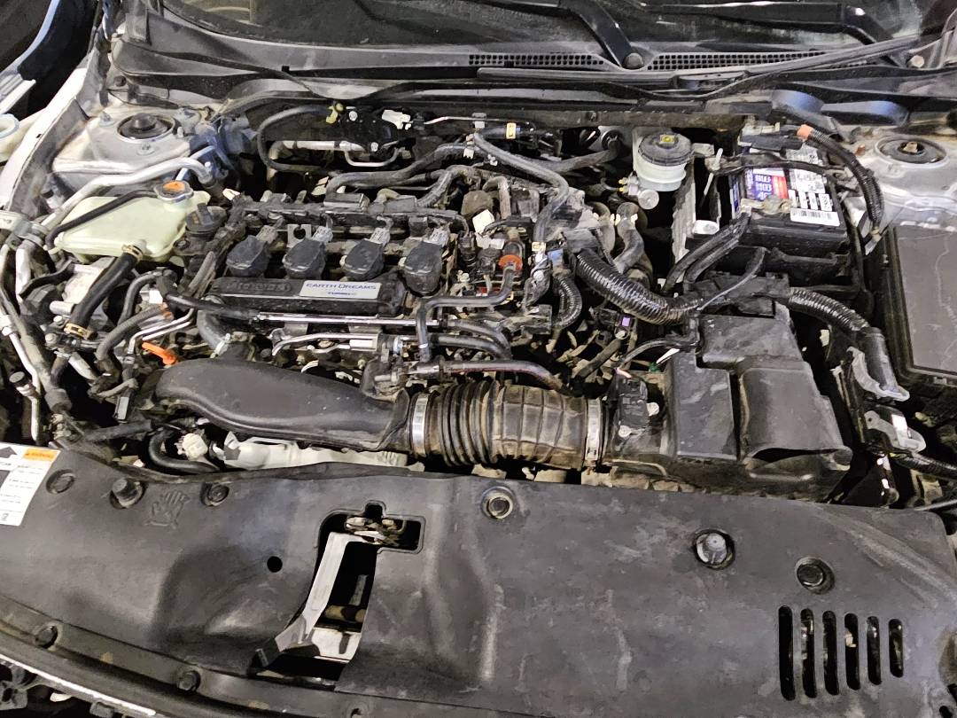 2018 HONDA CIVIC — 102830 Miles — Lot 009330 — Main - Marhaba Auctions Used Cars - Image 9