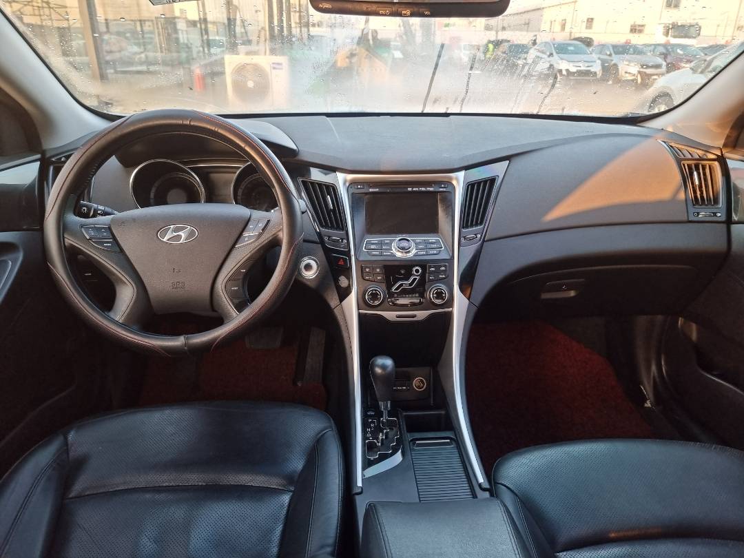 2010 HYUNDAI SONATA — 116799 KM — Lot 125478 — Ind. 12 - Marhaba Auctions Used Cars - Image 7