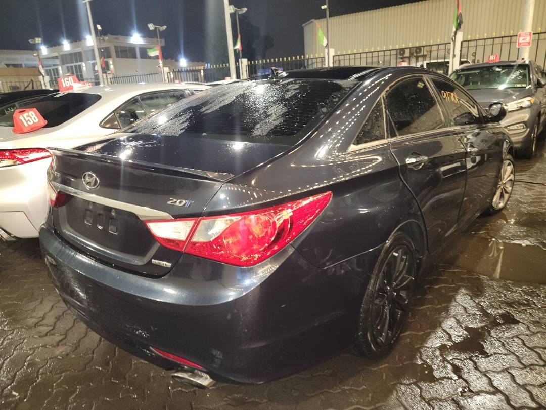 2013 HYUNDAI SONATA — 184224 Miles — Lot 37991701 - Marhaba Auctions Used Cars - Image 4