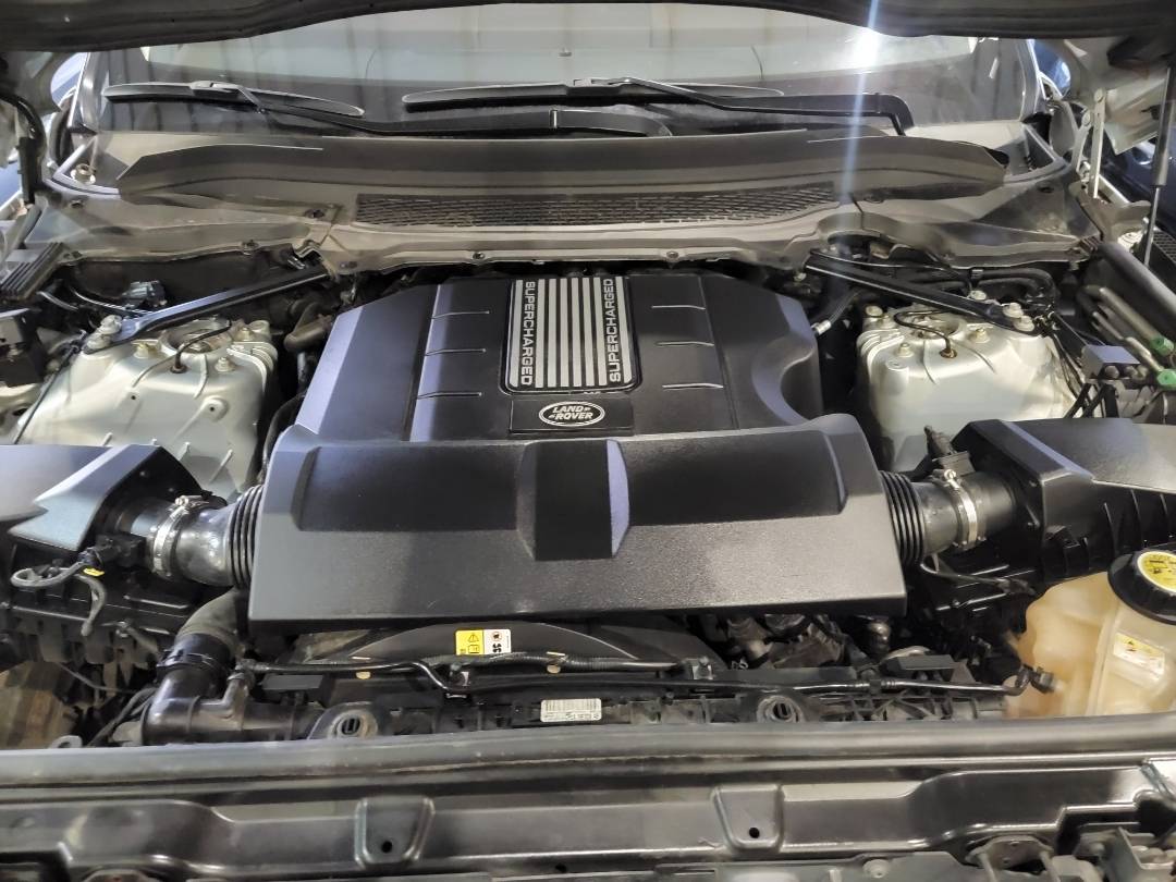 2015 LAND ROVER RANGE ROVER SPORT HSE — 155772 Miles — Lot 41662935 — Main - Marhaba Auctions Used Cars - Image 11