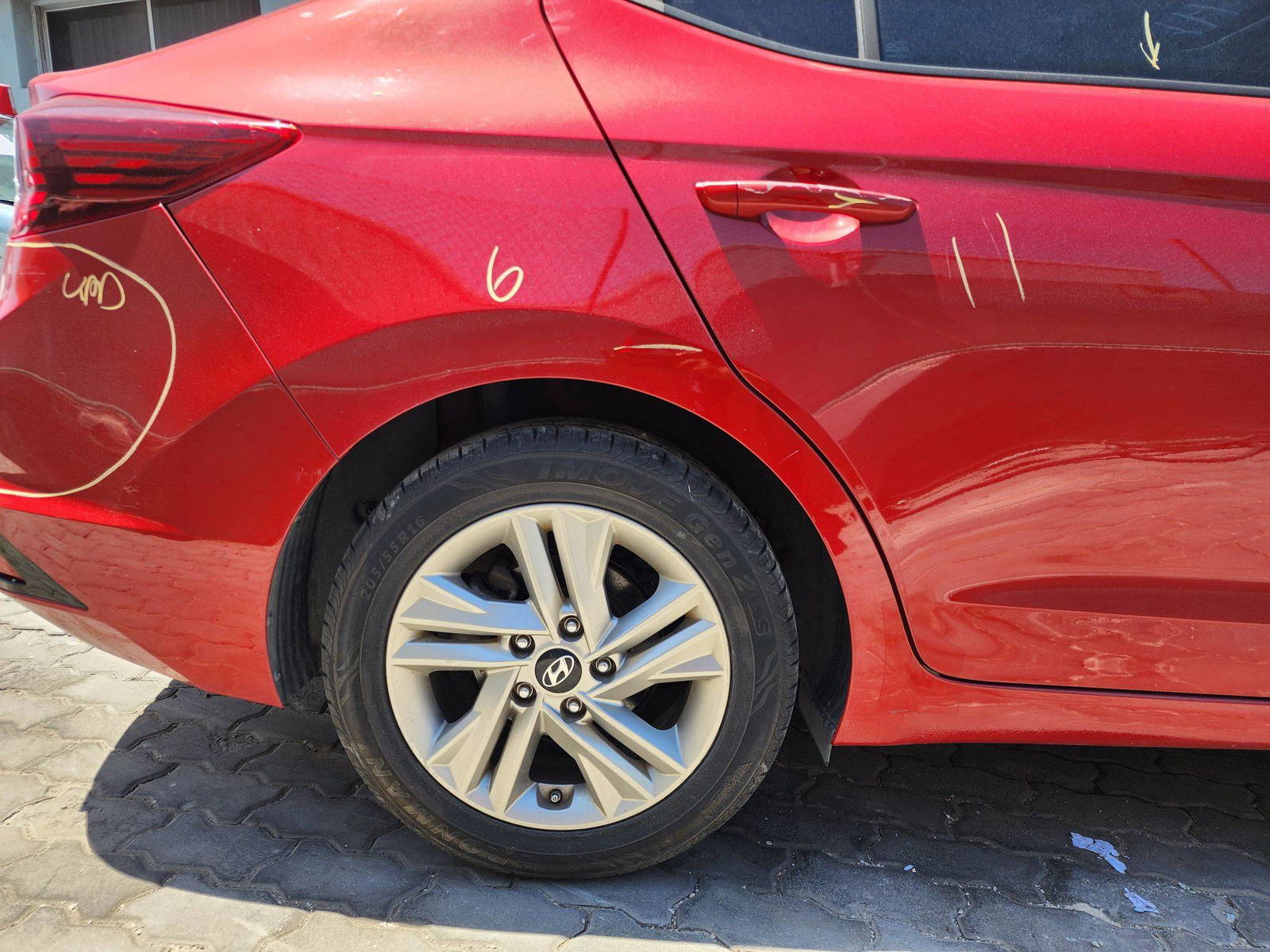 2019 HYUNDAI ELANTRA — 46209 Miles — Lot 41110627 — Main - Marhaba Auctions Used Cars - Image 12