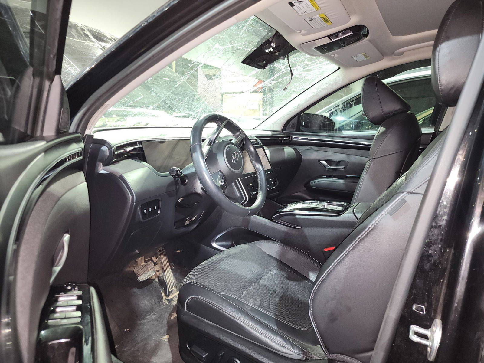 2022 HYUNDAI TUCSON — 63729 Miles — Lot 24013 — Al Quoz - Marhaba Auctions Used Cars - Image 9
