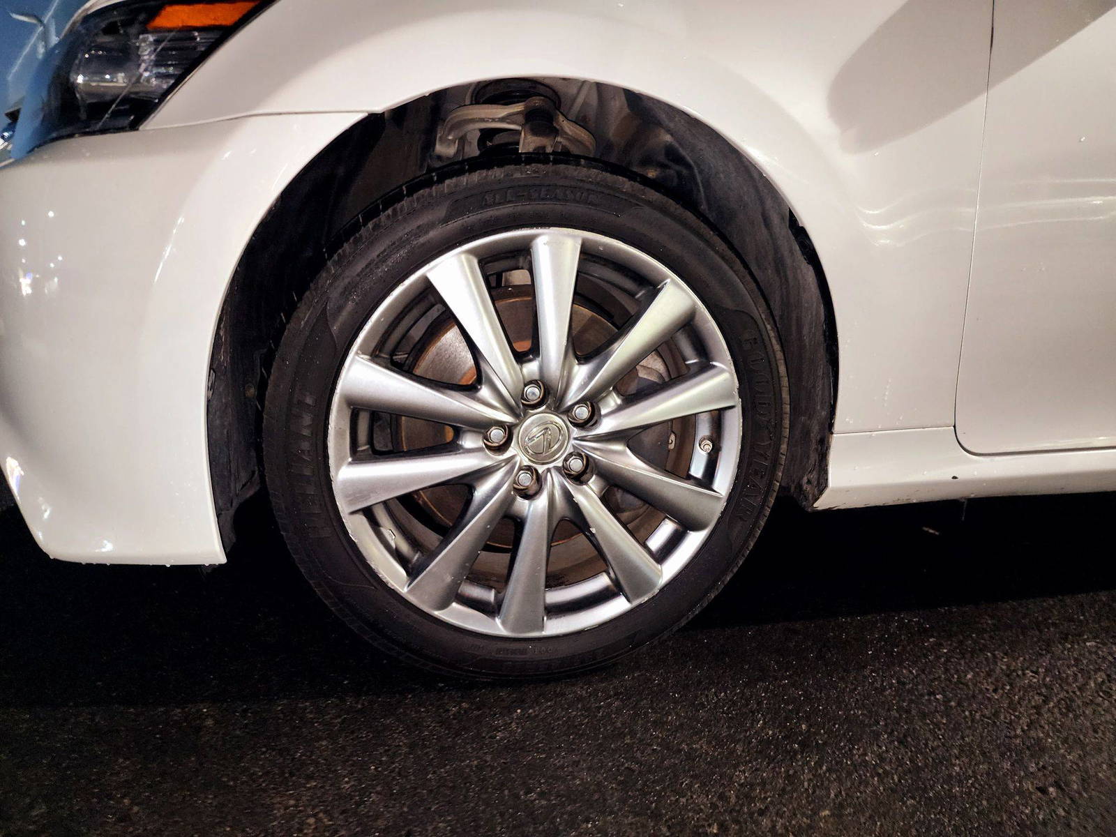 2013 LEXUS GS 350 — 174085 Miles — Lot BL0D5000891 — Souq - Marhaba Auctions Used Cars - Image 11