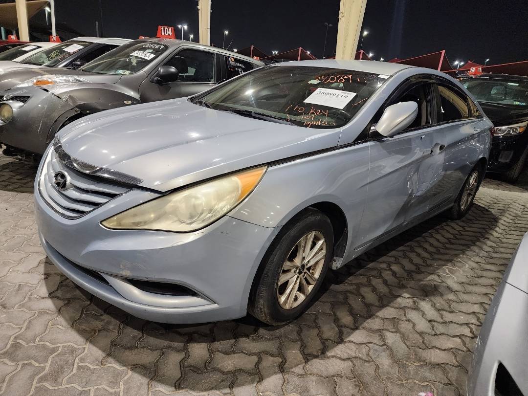 2011 HYUNDAI SONATA — 84000 Miles — Lot 204535 - Marhaba Auctions Used Cars - Image 4