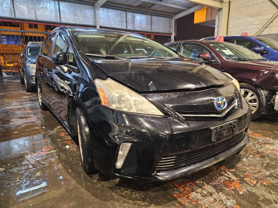 2012 TOYOTA PRIUS — 211498 Miles — Lot 1C3162650 — Main - Marhaba Auctions Used Cars - Image 4