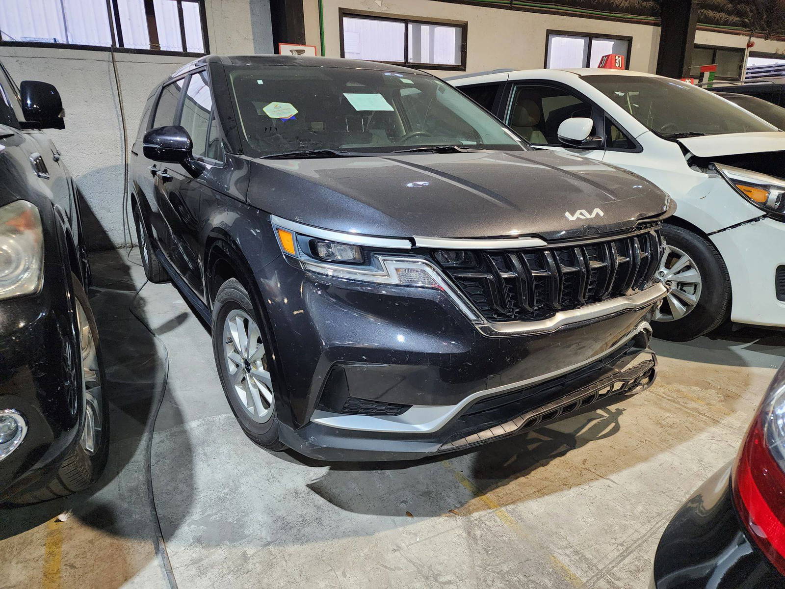 KIA CARNIVAL LX 2023 - Marhaba Auction Used Cars - Image 3