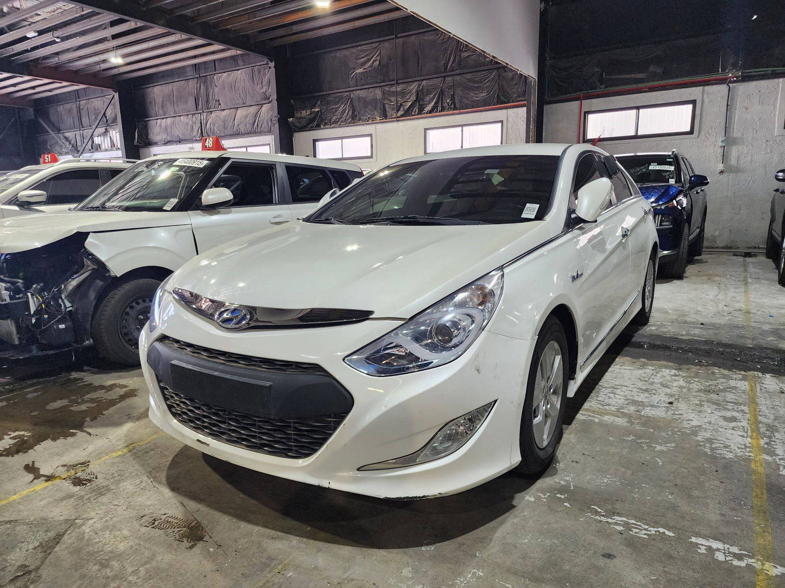 2013 HYUNDAI SONATA — 140108 KM — Lot 060812 — Main - Marhaba Auctions Used Cars - Image 4