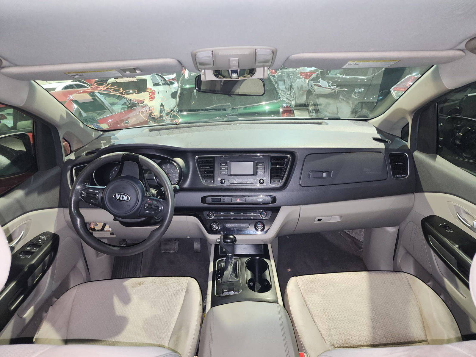2016 KIA SEDONA — 183765 Miles — Lot 6150648 — Souq - Marhaba Auctions Used Cars - Image 5