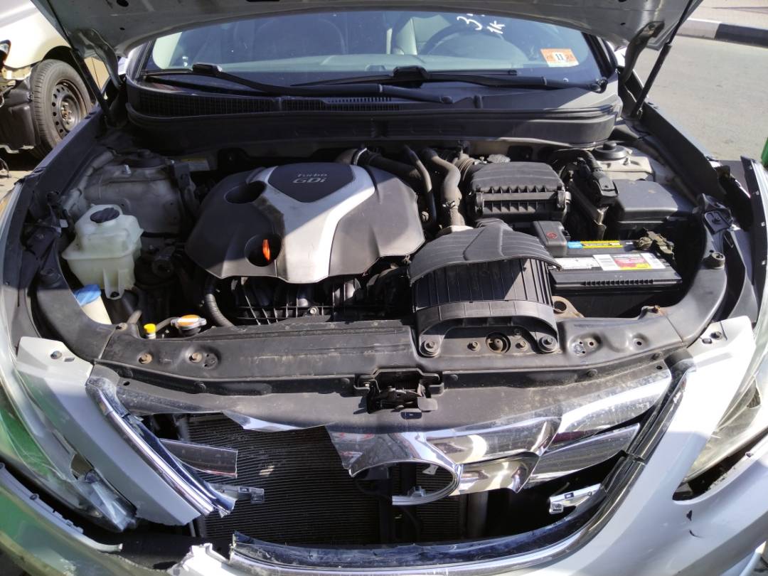 2012 HYUNDAI SONATA — 223099 Miles — Lot 37199782 - Marhaba Auctions Used Cars - Image 4