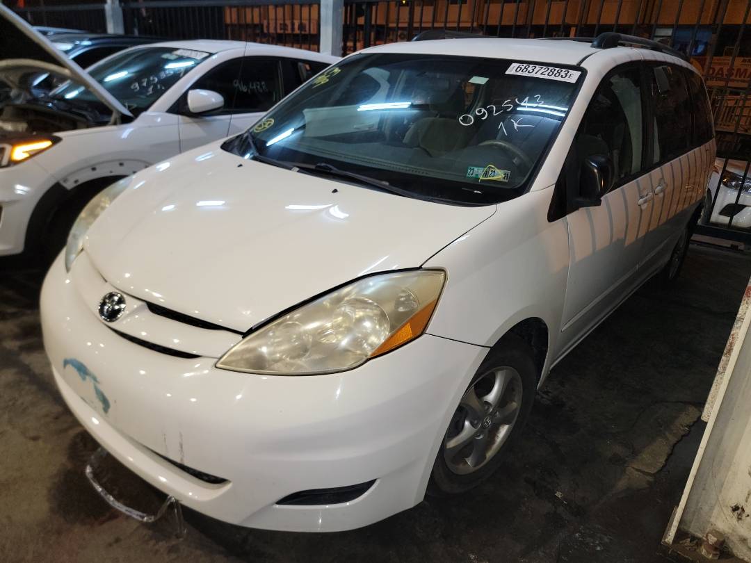 2007 TOYOTA SIENNA — 140898 Miles — Lot 68372883 - Marhaba Auctions Used Cars - Image 6