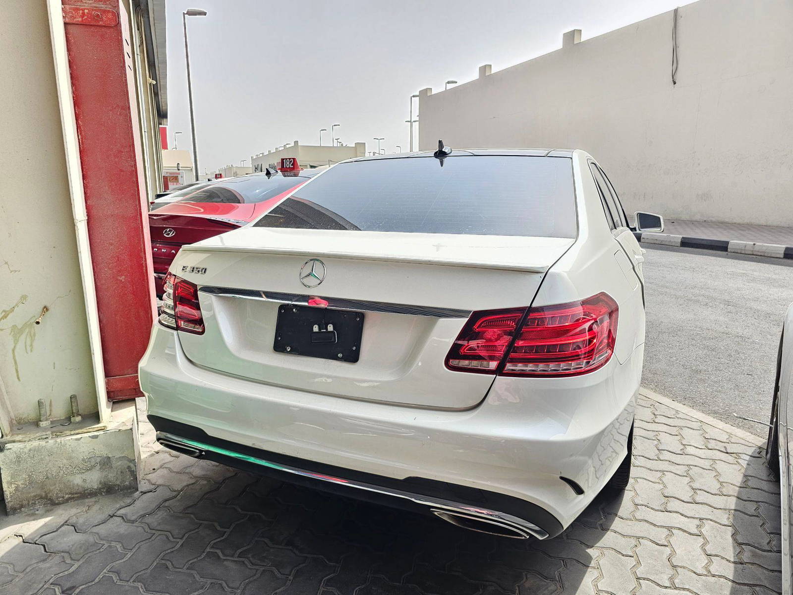 2016 MERCEDES BENZ E 350 — 125703 Miles — Lot 9GB270393 — Souq - Marhaba Auctions Used Cars - Image 5