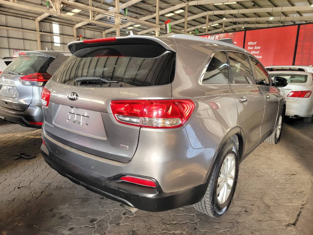 2017 KIA SORENTO — 121320 Miles — Lot HG282756 — Main - Marhaba Auctions Used Cars - Image 3