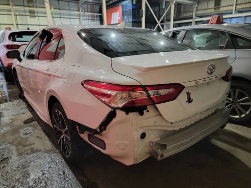TOYOTA CAMRY