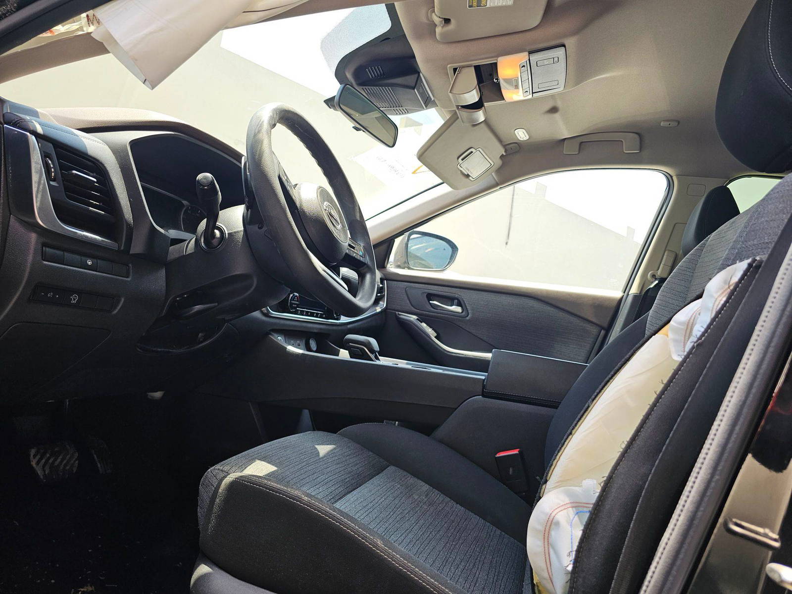 NISSAN ROGUE 2023 - Marhaba Auction Used Cars - Image 10
