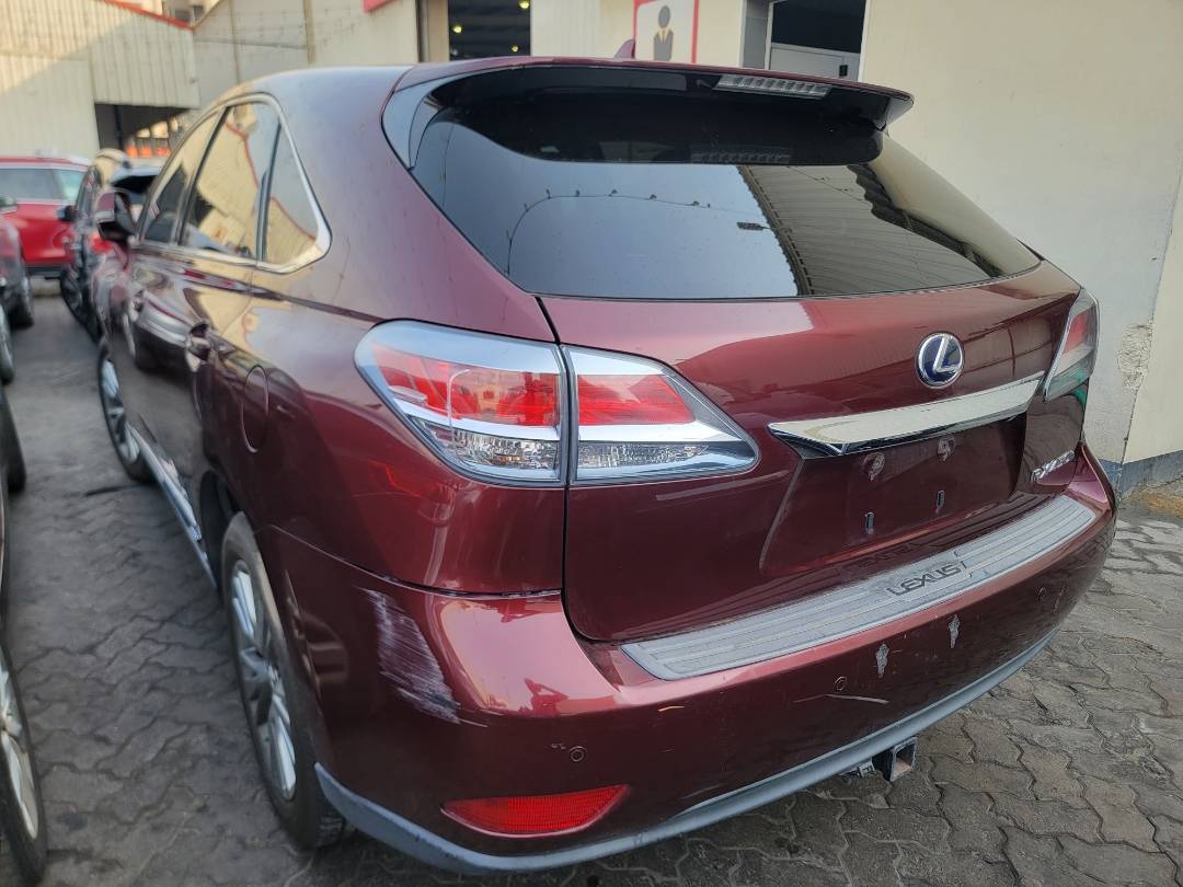 2013 LEXUS RX 450H — 198533 Miles — Lot 41521936 — Souq - Marhaba Auctions Used Cars - Image 4