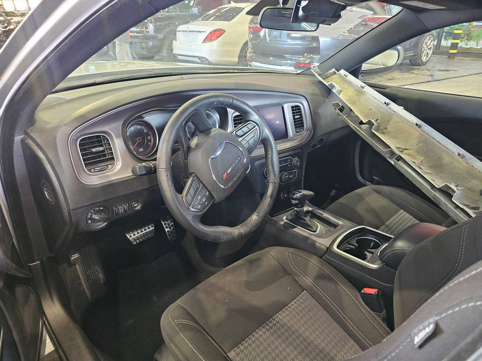 2023 DODGE CHARGER — 8083 Miles — Lot 71560185 — Souq - Marhaba Auctions Used Cars - Image 5