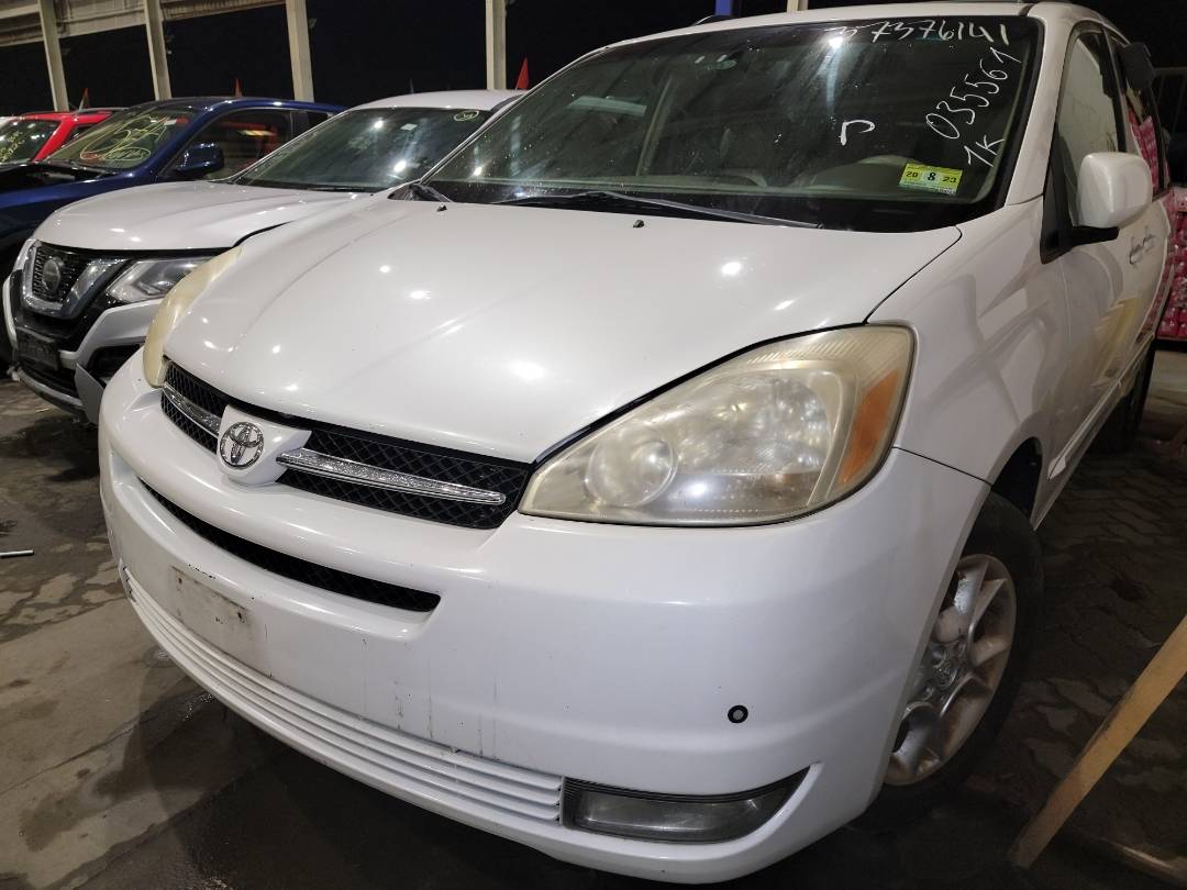 2005 TOYOTA SIENNA — 229918 Miles — Lot 37376141 - Marhaba Auctions Used Cars - Image 3