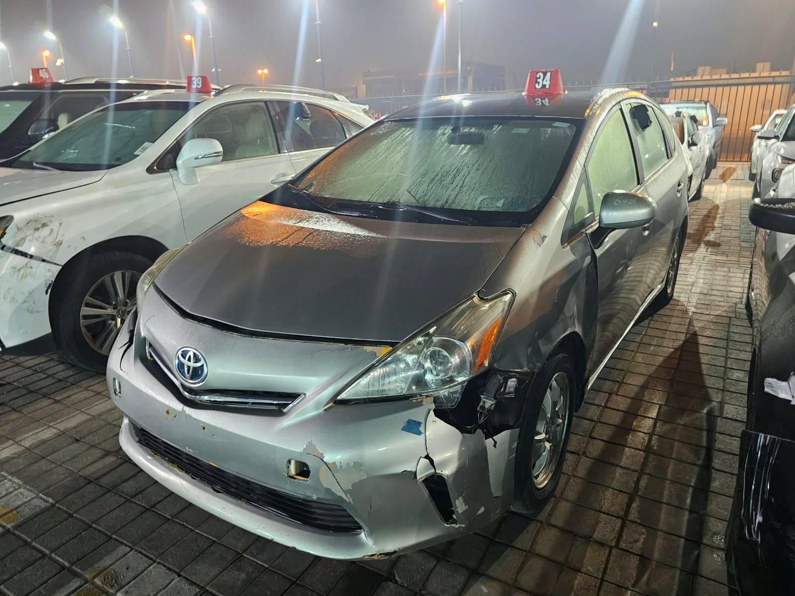 2012 TOYOTA PRIUS V — 467789 Miles — Lot U9C3117083 - Marhaba Auctions Used Cars - Image 4