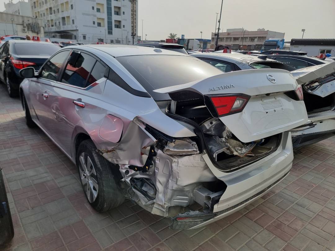 2019 NISSAN ALTIMA — 114876 Miles — Lot KC127326 — Ind. 12 - Marhaba Auctions Used Cars - Image 4