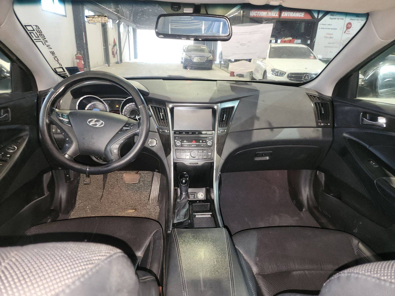 2014 HYUNDAI SONATA — 210774 KM — Lot 655199 — Al Quoz - Marhaba Auctions Used Cars - Image 8