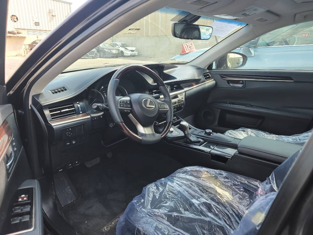 2016 LEXUS ES 350 — 86927 Miles — Lot 011227 — Main - Marhaba Auctions Used Cars - Image 6