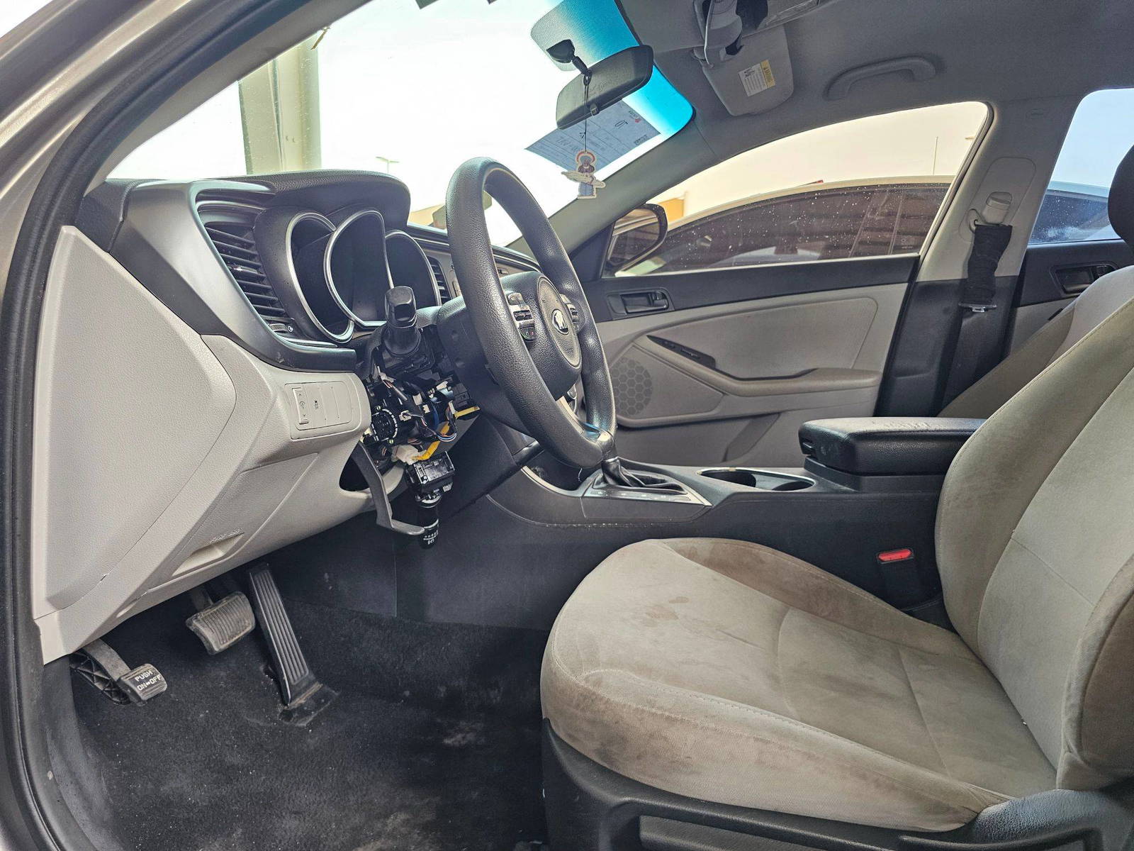 2015 KIA OPTIMA — 144906 Miles — Lot 453545 — Souq - Marhaba Auctions Used Cars - Image 8
