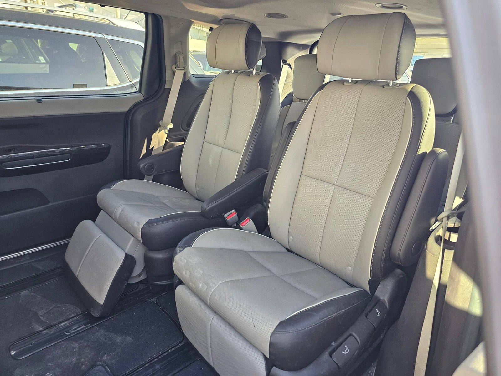KIA SEDONA 2018 - Marhaba Auction Used Cars - Image 10