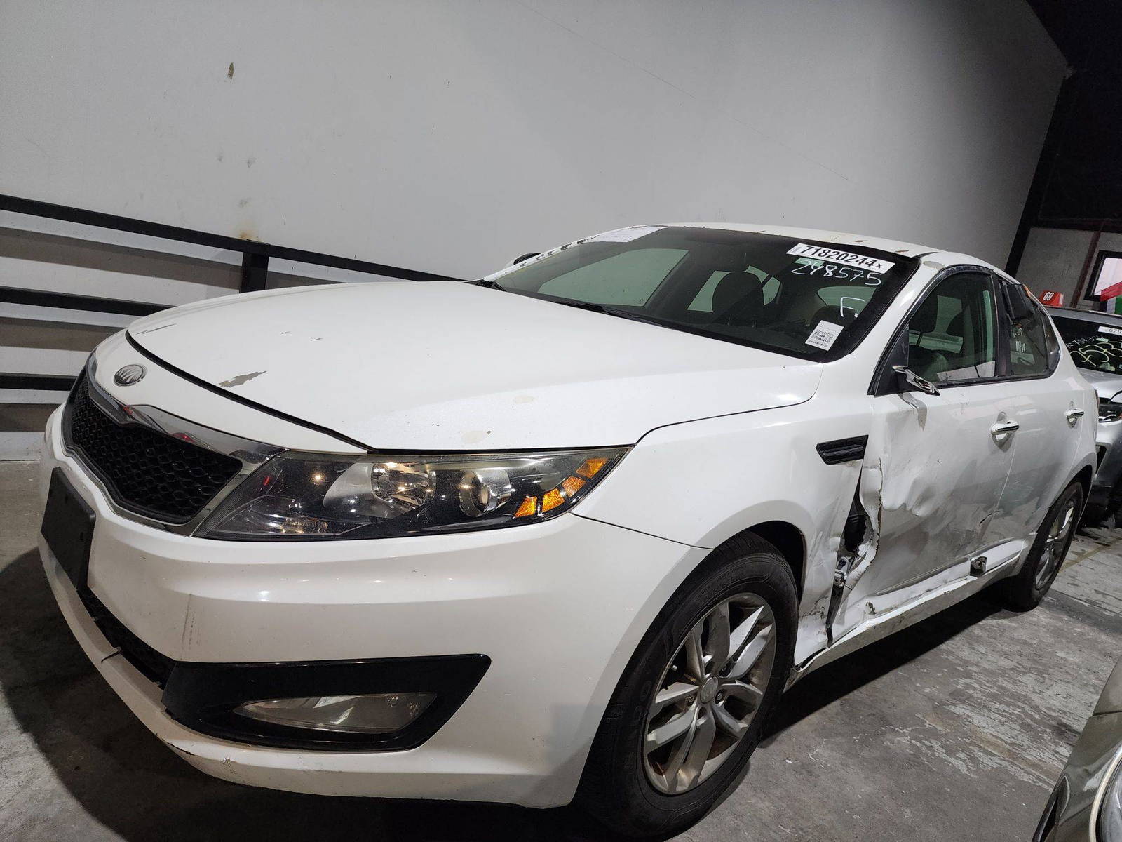 2013 KIA OPTIMA — 199661 Miles — Lot 71820244 — Al Quoz - Marhaba Auctions Used Cars - Image 4