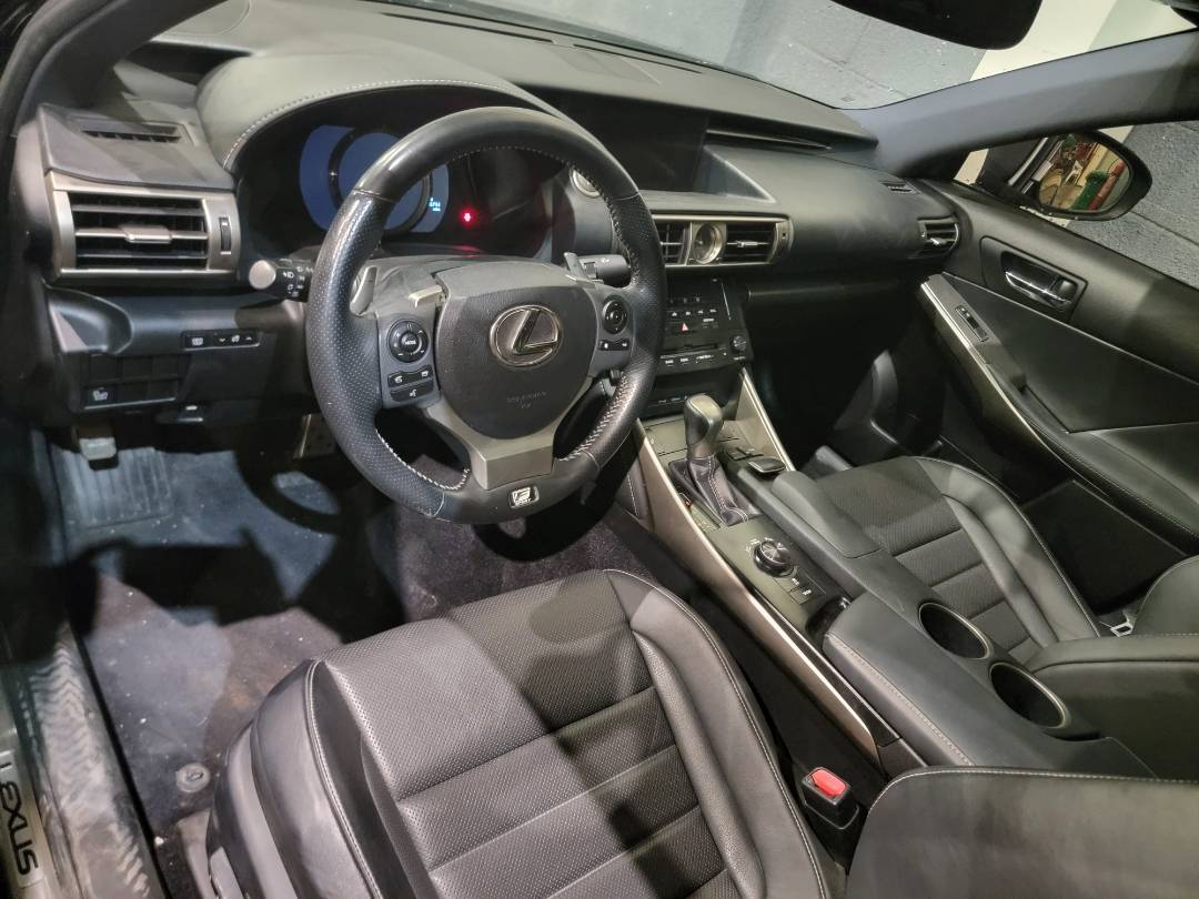 2014 LEXUS IS-350 — 95781 Miles — Lot 000376 - Marhaba Auctions Used Cars - Image 4