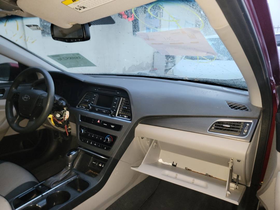2015 HYUNDAI SONATA — 148652 Miles — Lot 38085236 - Marhaba Auctions Used Cars - Image 5