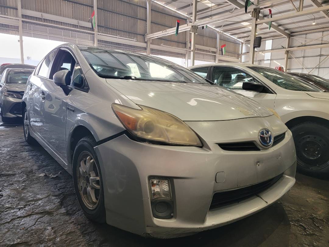 2010 TOYOTA PRIUS — 198910 Miles — Lot 38565935 — Souq - Marhaba Auctions Used Cars - Image 4