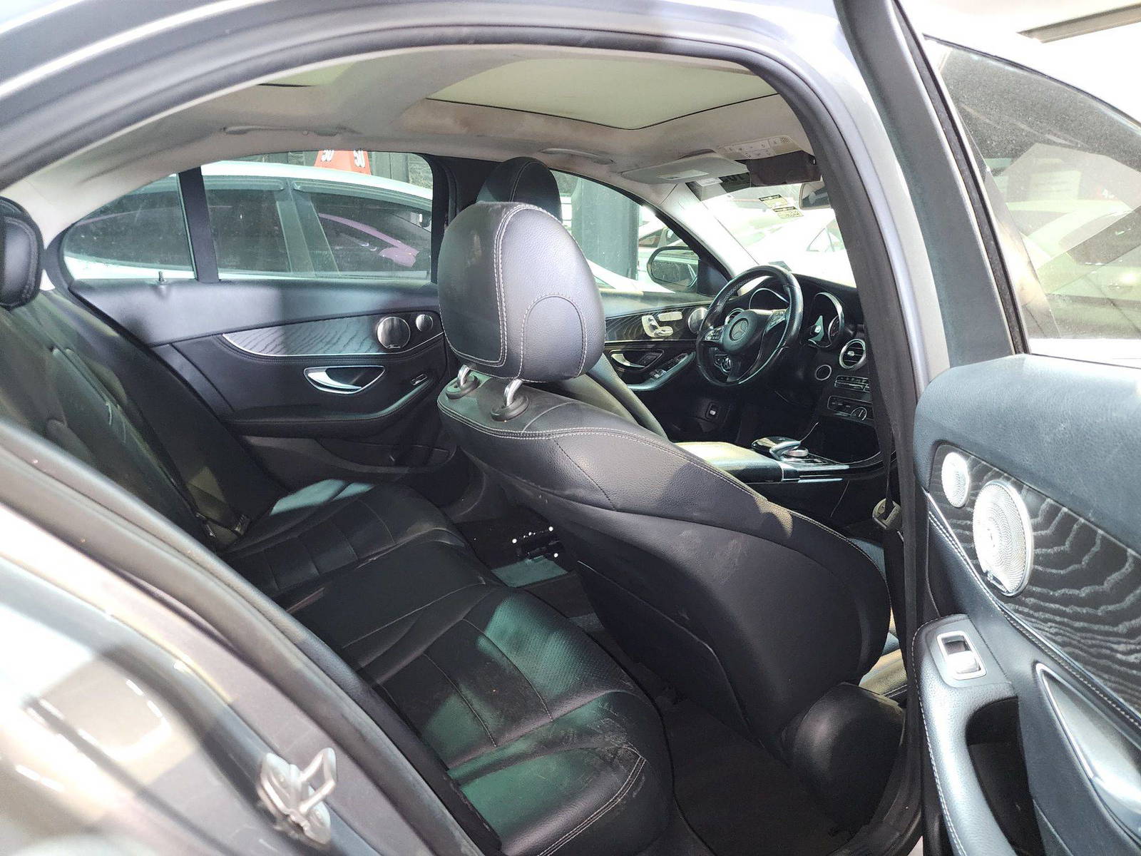 MERCEDES BENZ C300 2015 - Marhaba Auction Used Cars - Image 7