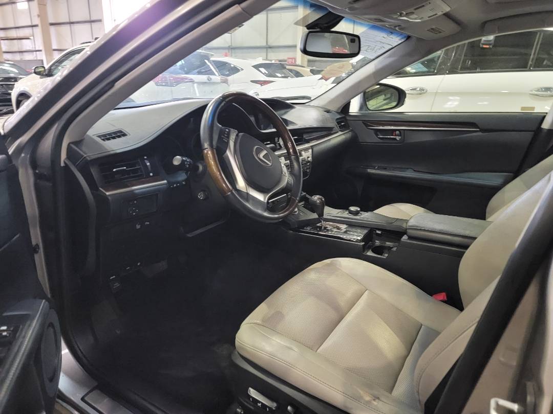 2015 LEXUS ES 350 — 102163 Miles — Lot 171979 — Main - Marhaba Auctions Used Cars - Image 6