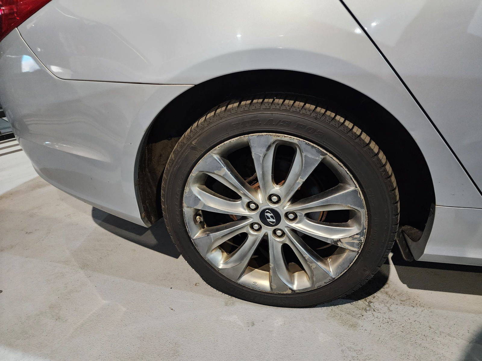 2012 HYUNDAI SONATA — 118194 Miles — Lot B8CH374917 — Main - Marhaba Auctions Used Cars - Image 11