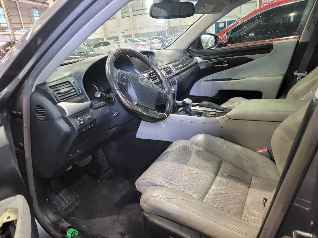 2015 LEXUS LS 460 — 184837 Miles — Lot F5135743 — Main - Marhaba Auctions Used Cars - Image 8