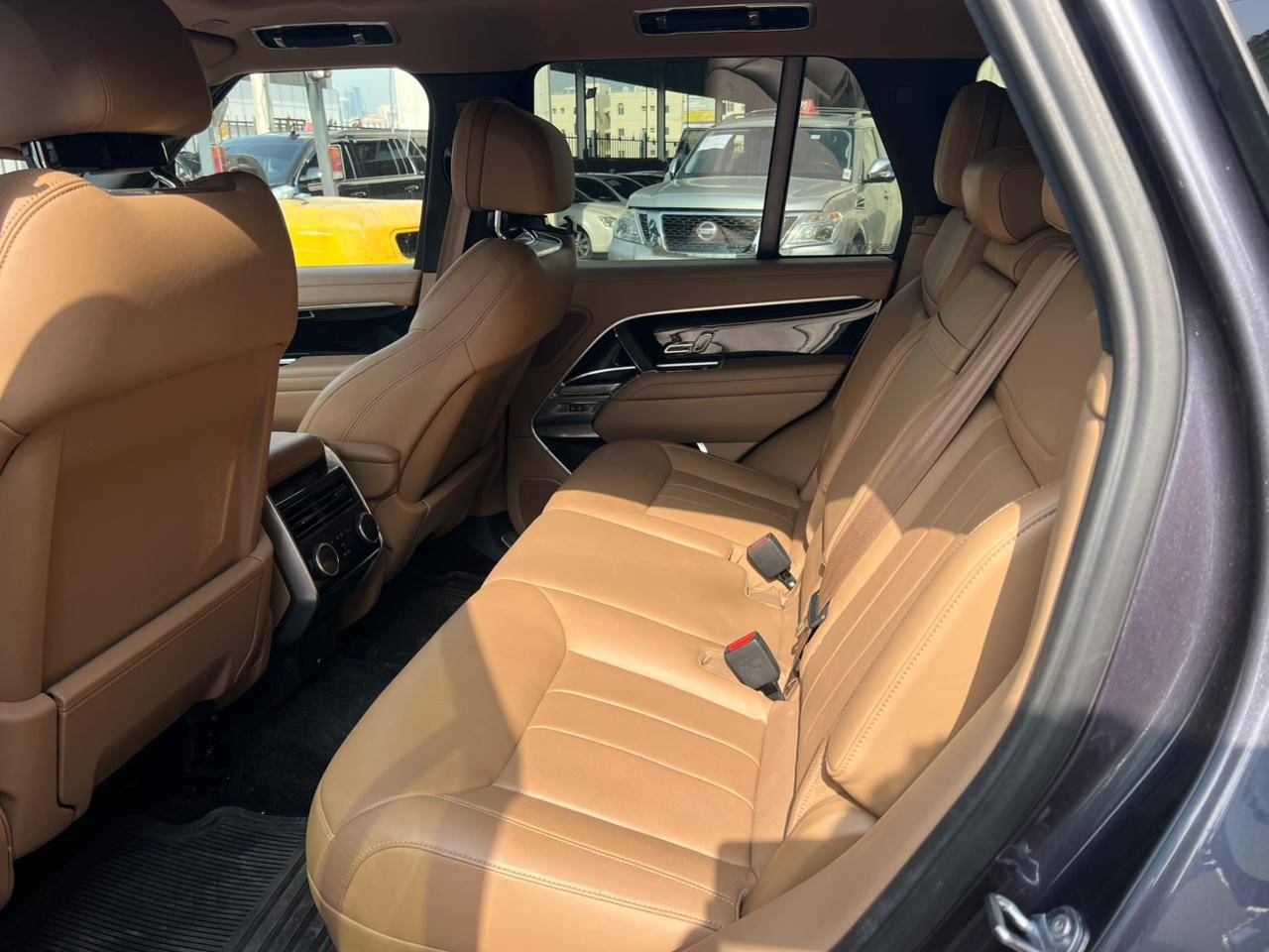 LAND ROVER RANGE ROVER 2023 - Marhaba Auction Used Cars - Image 9