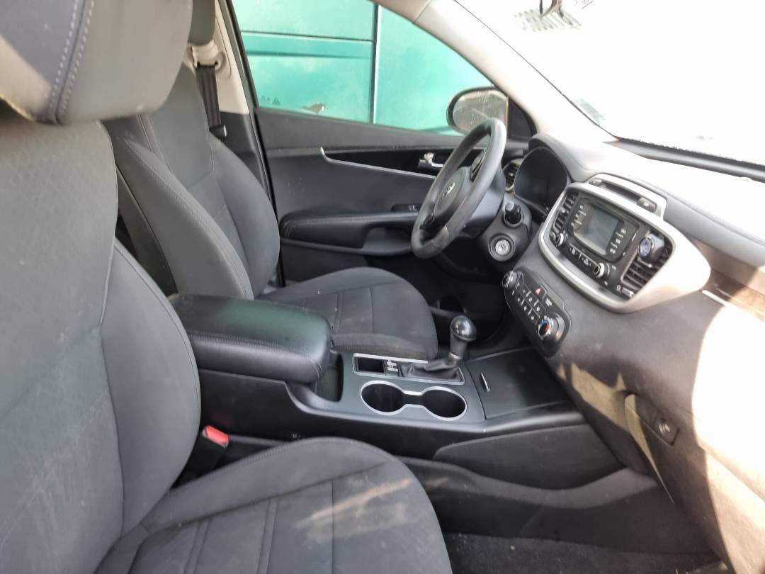 KIA SORENTO 2017 - Marhaba Auction Used Cars - Image 9