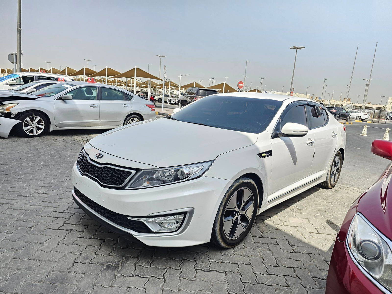2011 KIA K5 — 213457 KM — Lot CBCA006076 — Souq - Marhaba Auctions Used Cars - Image 5