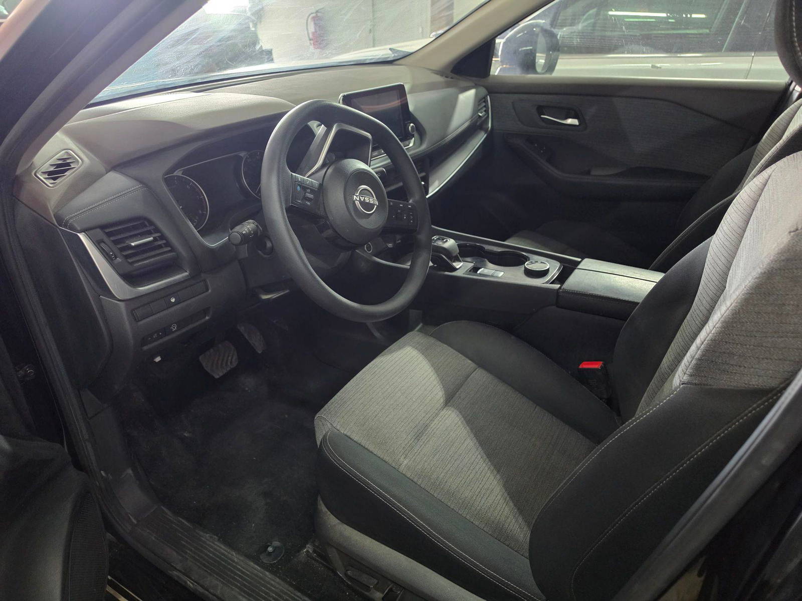 NISSAN ROGUE 2023 - Marhaba Auction Used Cars - Image 8